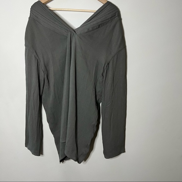 NWT TOVE MARNIE SILK CREPON TUNIC TOP SIZE 8 - Picture 9 of 11